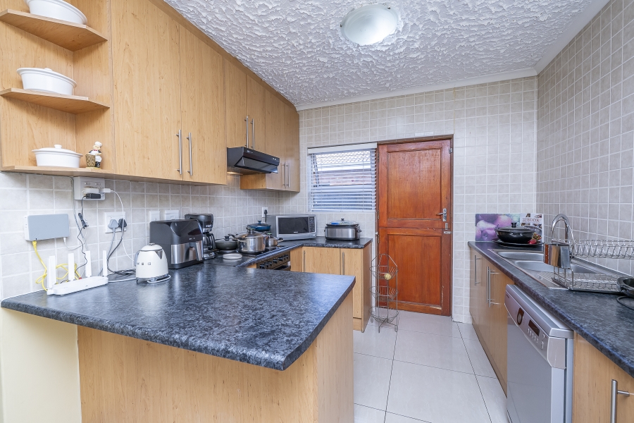 4 Bedroom Property for Sale in Hunters Creek Western Cape